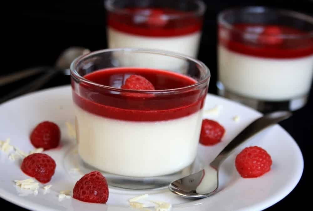 Panna Cotta et Coulis de Fruits Rouges au Cookeo : Recette Facile