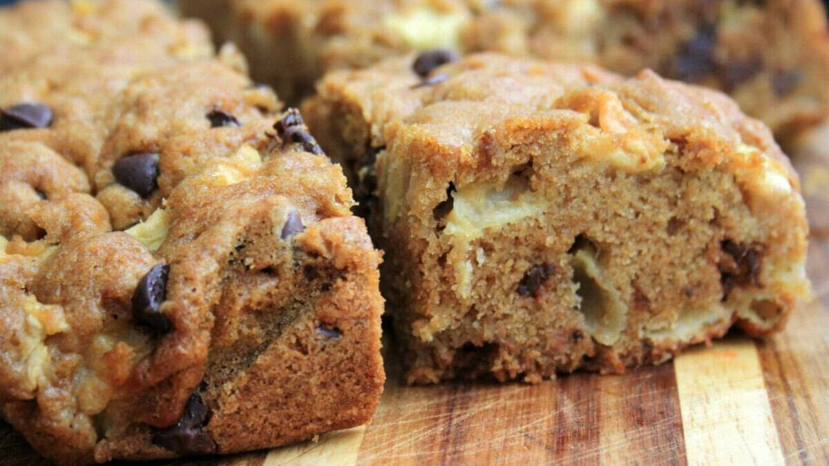 Gâteau Rapide aux Pommes et Pépites de Chocolat au Thermomix