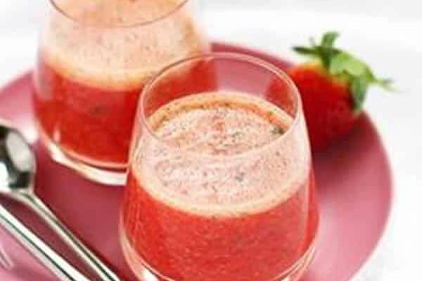 Smoothie fraise menthe orange au Thermomix : recette facile et rafraîchissante