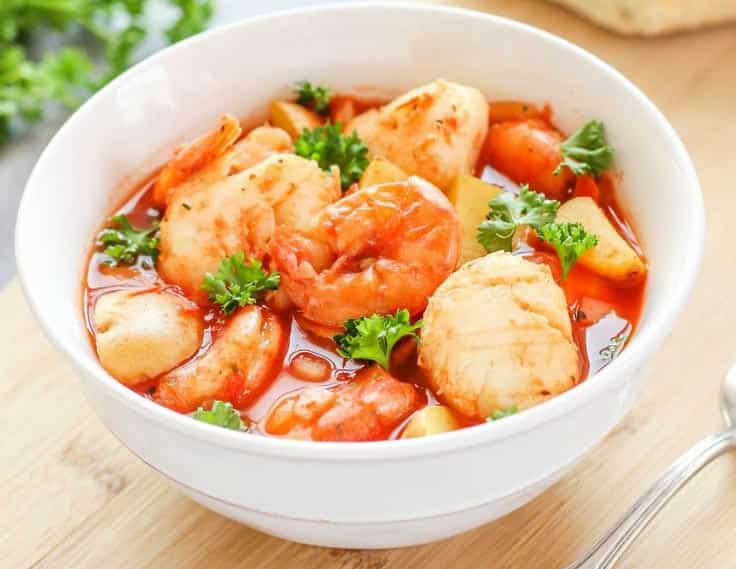 Ragoût de coquilles Saint-Jacques aux fruits de mer au Thermomix : un plat festif et raffiné