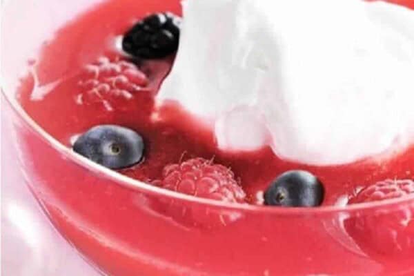 Soupe de fruits rouges au Thermomix : dessert facile et rafraîchissant