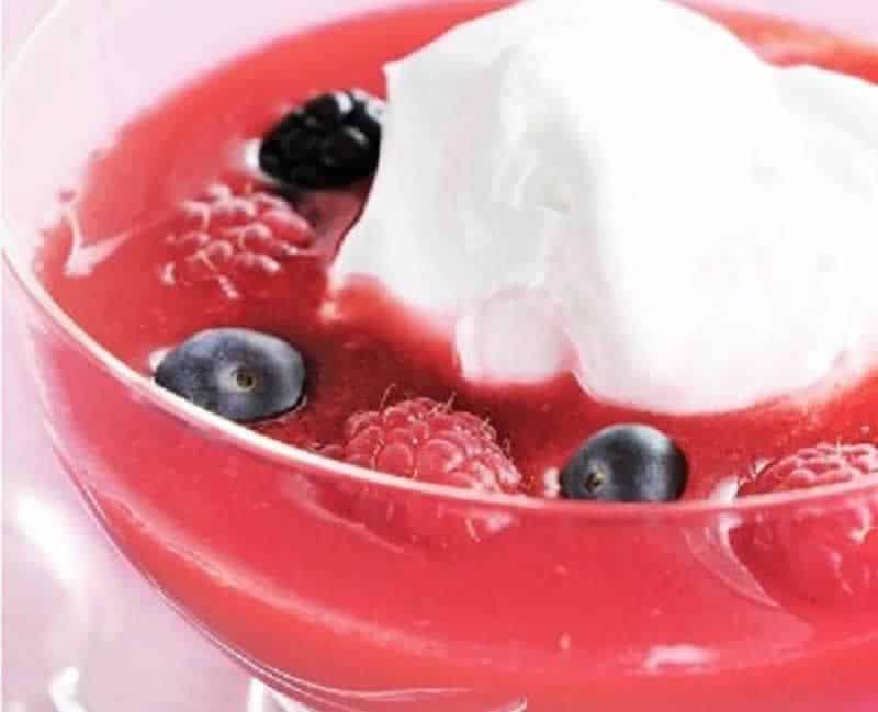 Soupe de fruits rouges au Thermomix : dessert facile et rafraîchissant