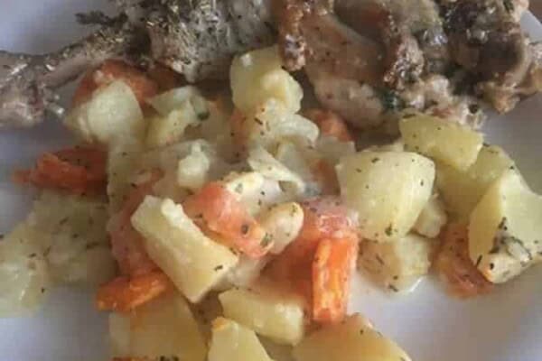 Cuisse de poulet pomme de terre carotte au Cookeo : recette facile