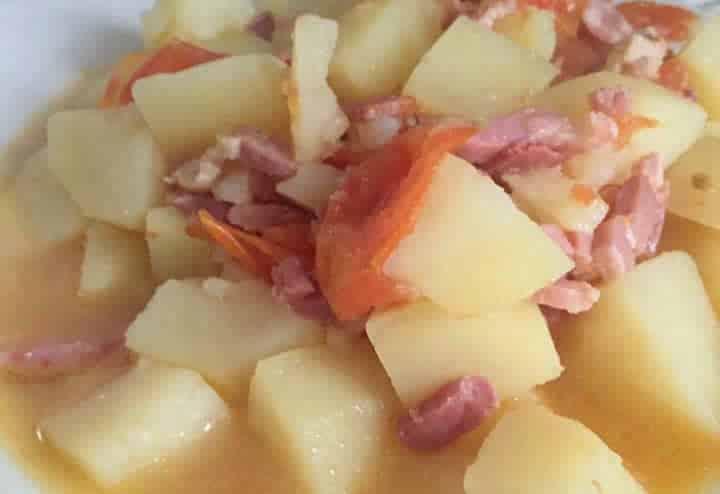 Pommes de Terre Tomate et Lardons au Cookeo – Recette Facile