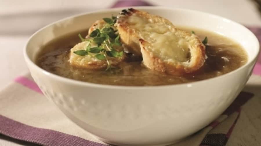 Soupe à l'oignon recette Weight Watchers, légère et gratinée
