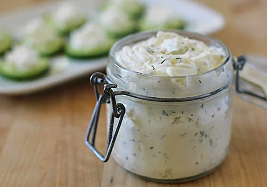 Boursin Maison au Thermomix – Recette Facile à l'Ail et Fines Herbes