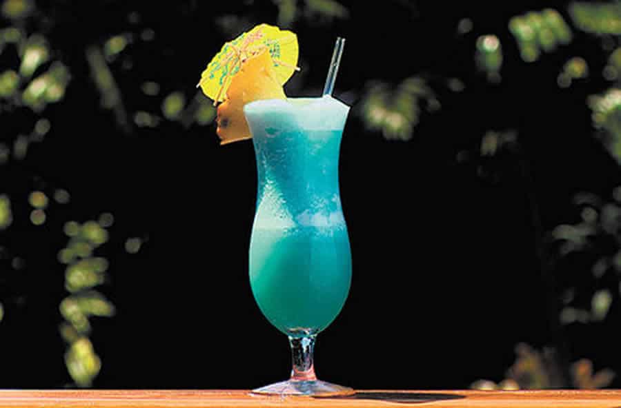Cocktail de Coco au Curaçao au Thermomix : Recette Facile Blue Hawaii
