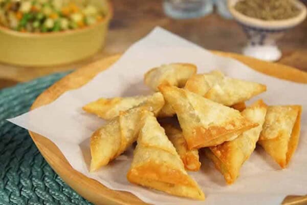 Samoussas au poulet et au curry au Thermomix : recette facile et croustillante