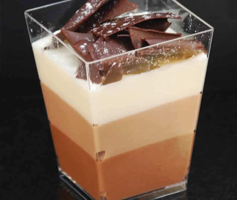 Verrines aux trois chocolats au Thermomix : recette gourmande en couches