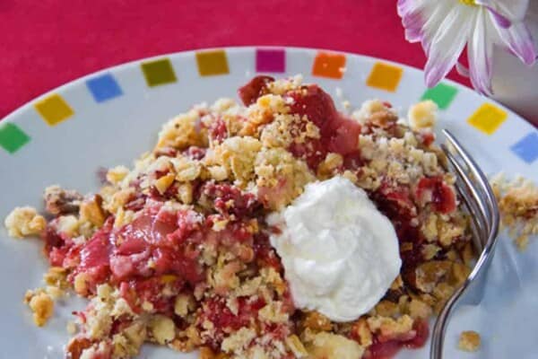 Crumble aux Fraises au Thermomix – Recette Facile et Gourmande
