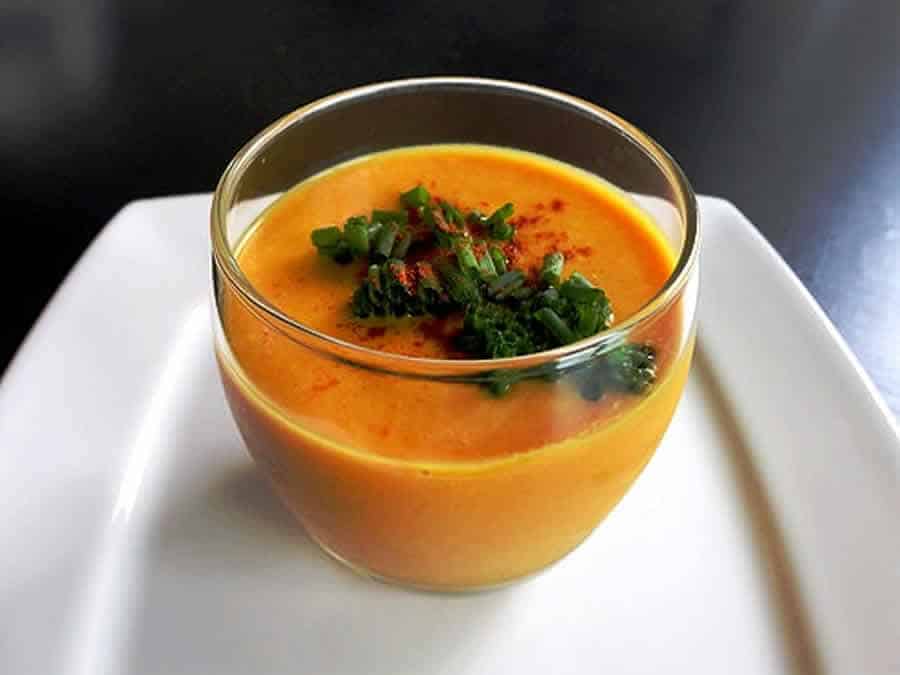Soupe froide courgettes tomates au Thermomix
