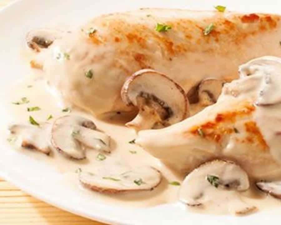 Escalopes de poulet à la crème au Thermomix Escalopes de poulet à la crème au thermomix