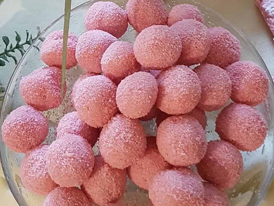 Truffes aux biscuits roses de Reims au Thermomix