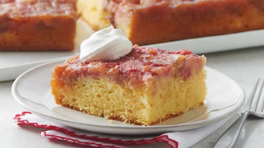 Gâteau renversé à la rhubarbe au Thermomix