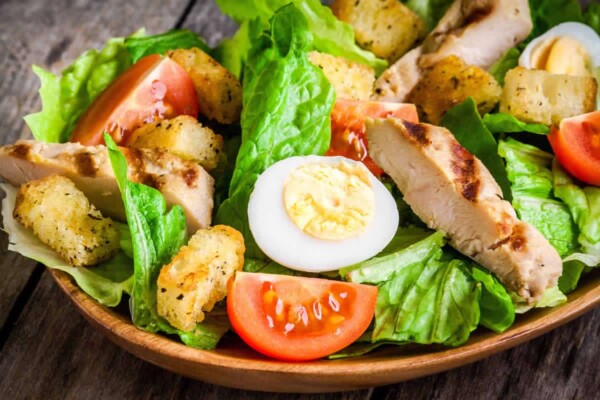 Salade césar au poulet WW