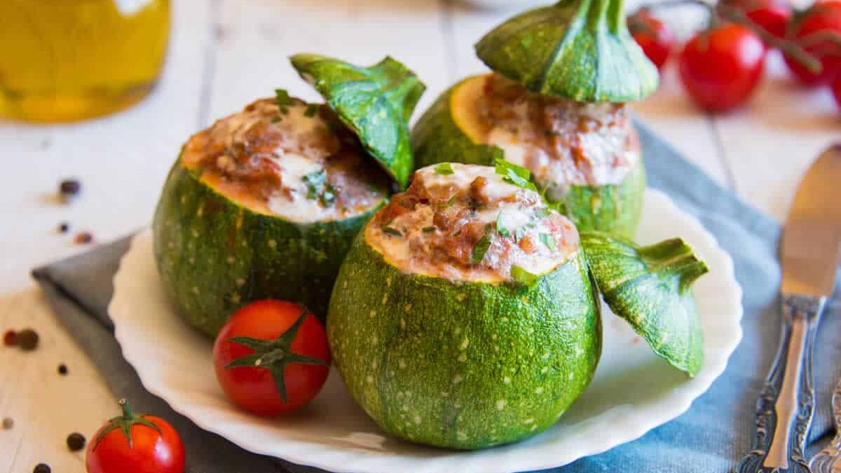 Courgettes rondes farcies au jambon cuit et à l'Emmenthal