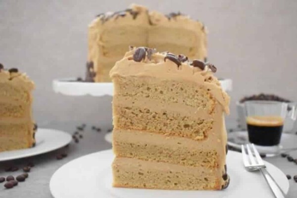 Gâteau à la crème au café, un dessert somptueux et élégant