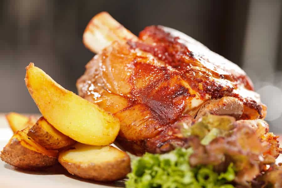 Jarret de porc rôti