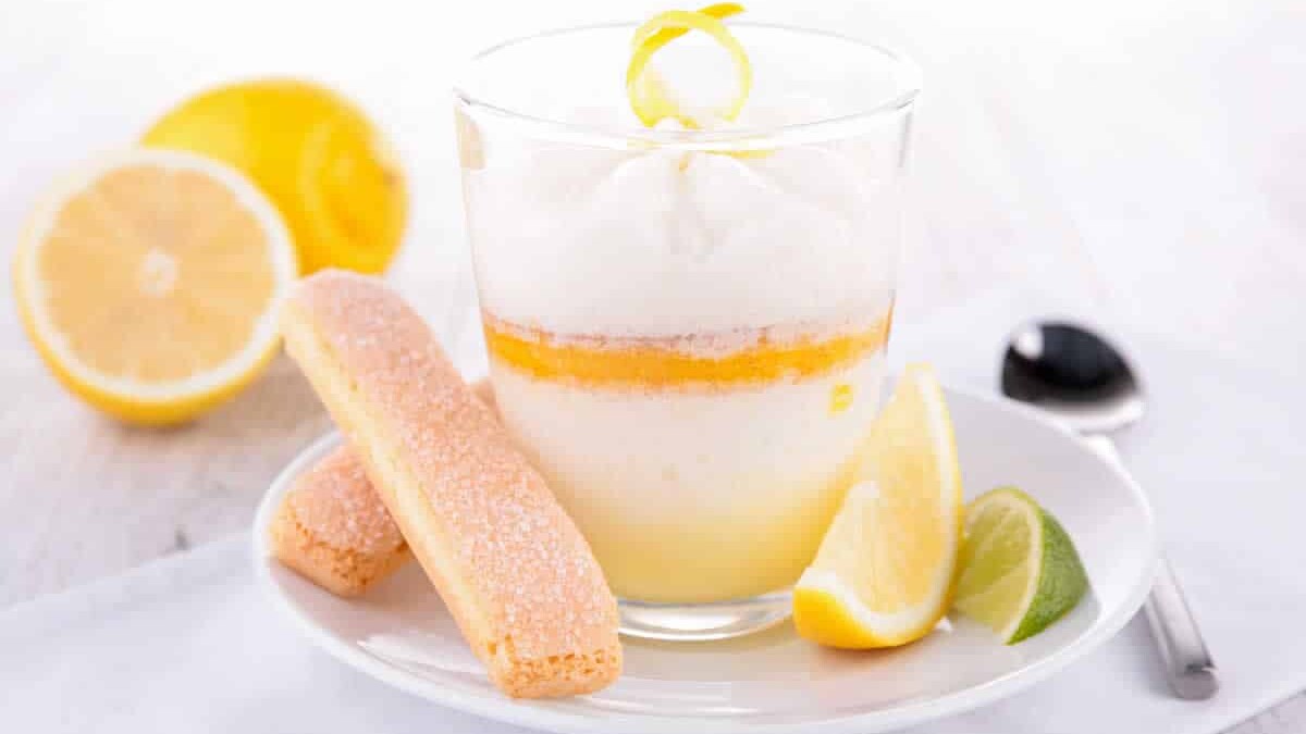 Tiramisu léger au citron: une saveur léger et fraîche