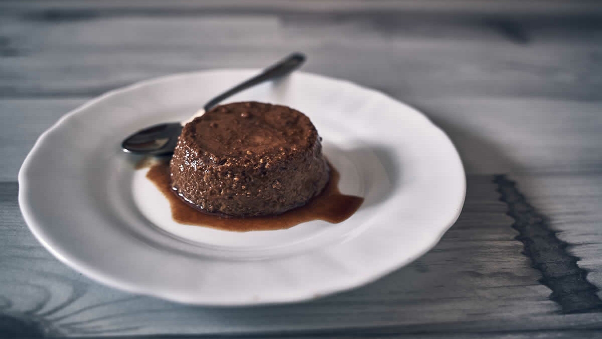 Flan au chocolat sans cuisson au Thermomix : Une recette classique pour toutes les occasions !