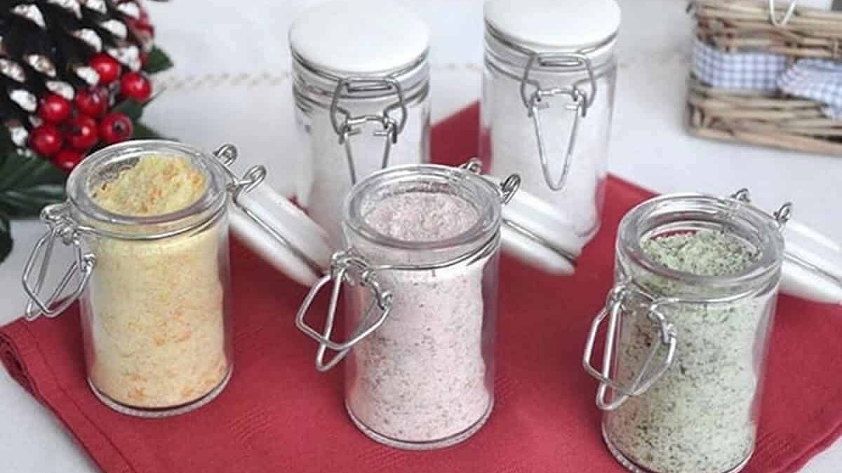 3 Sels aromatisés maison au Thermomix pour assaisonner vos salades et plats