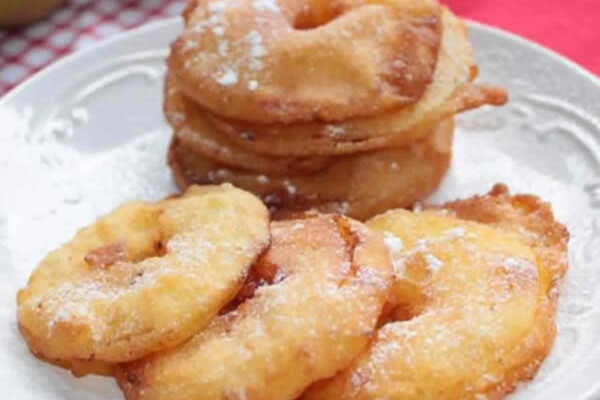 Beignets aux pommes au Thermomix : Croustillants et délicieux !