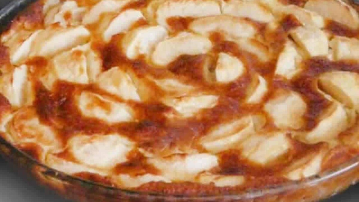 Tarte aux pommes sans beurre, moelleuse et facile à préparer