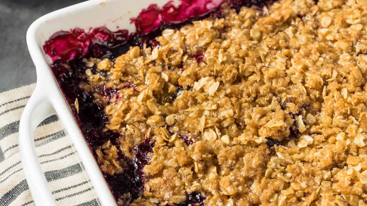 Crumble aux fruits rouges et à la noix de coco : Un accord parfait