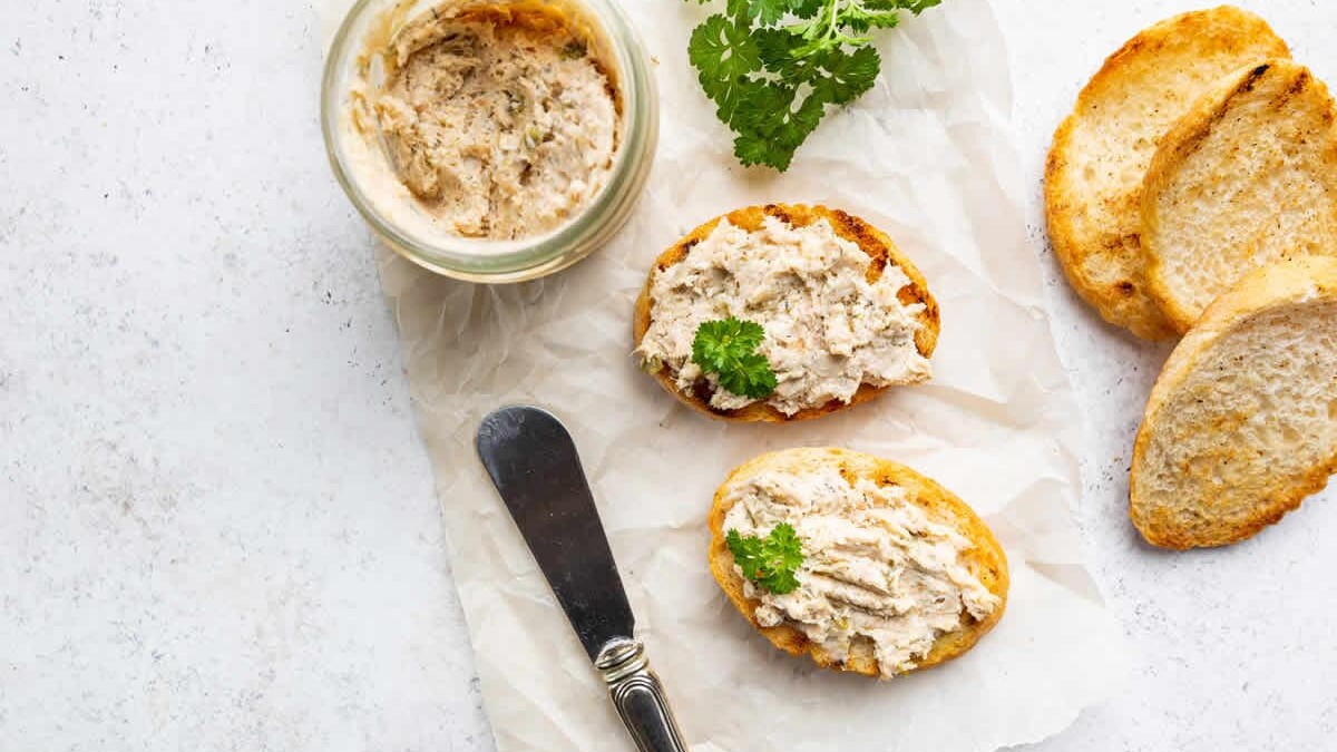 Rillettes de thon au Boursin ail et fines herbes : Un apéritif raffiné et facile à préparer