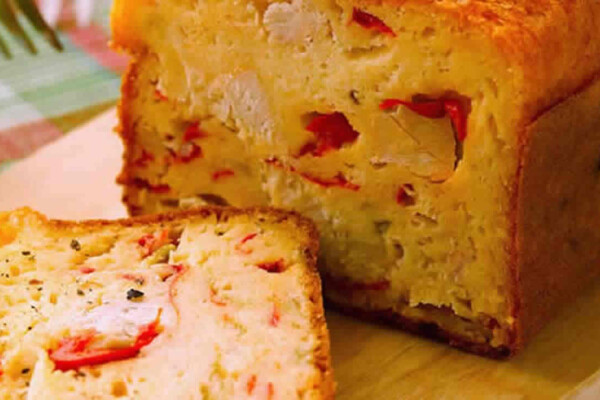 Cake léger aux poivrons et au thon : Un repas équilibré sans compromettre le goût