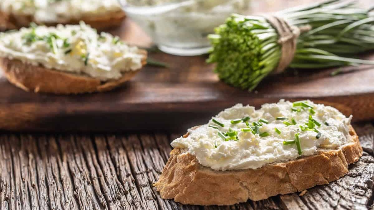 Tartinade de thon au Boursin : Délicieuse et irrésistiblement crémeuse