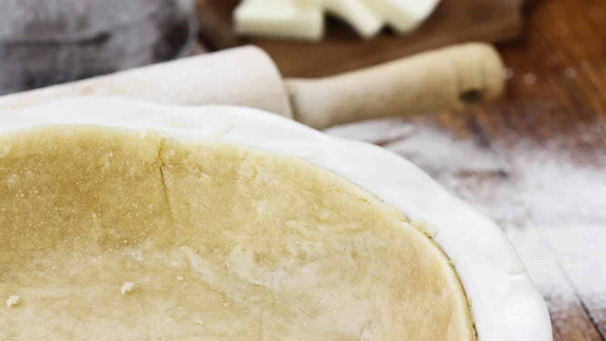 Pâte brisée légère au fromage blanc : La recette incontournable pour des tartes allégées