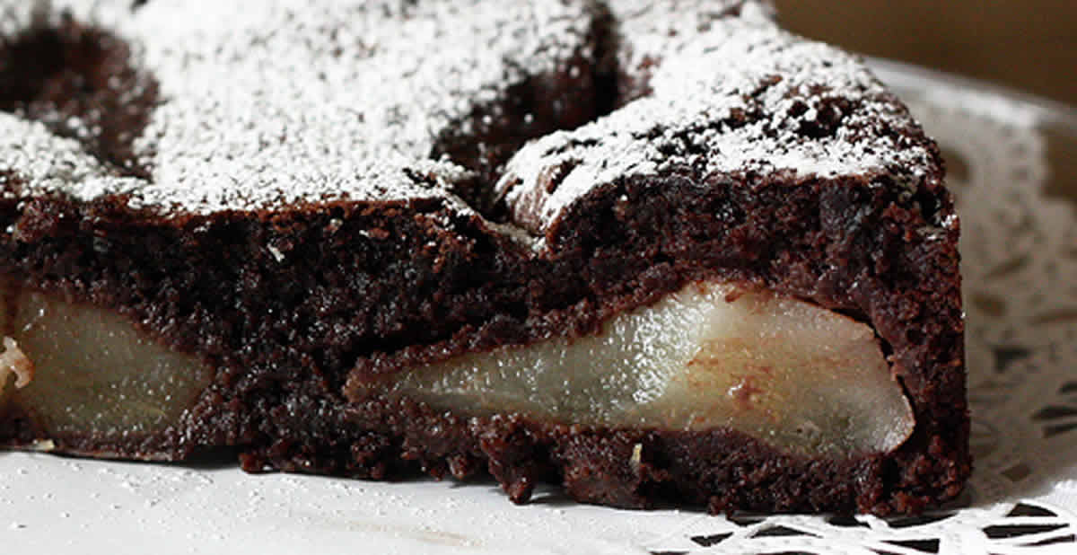 Gâteau moelleux aux poires et au chocolat : L'alliance parfaite des saveurs