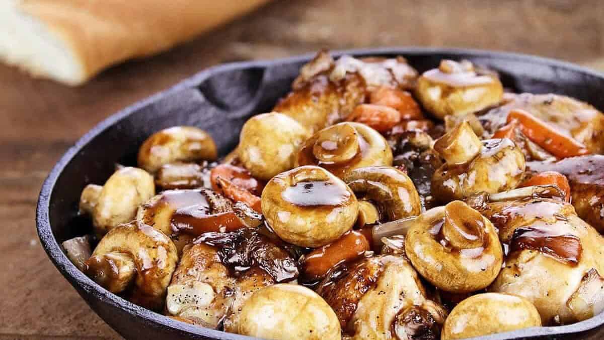Poulet bourguignon : Un délice incontournable et succulent