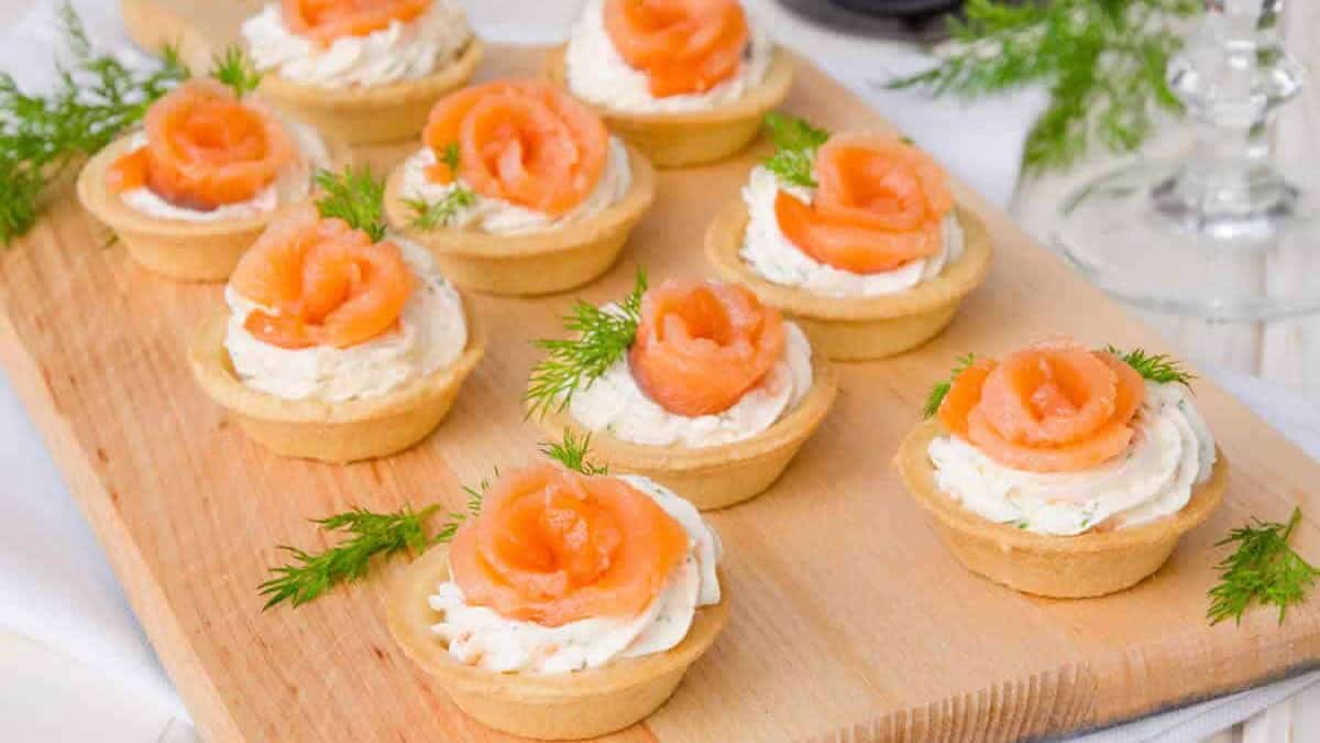 Tartelettes au saumon fumé et fromage Philadelphia : Une bouchée de Bonheur