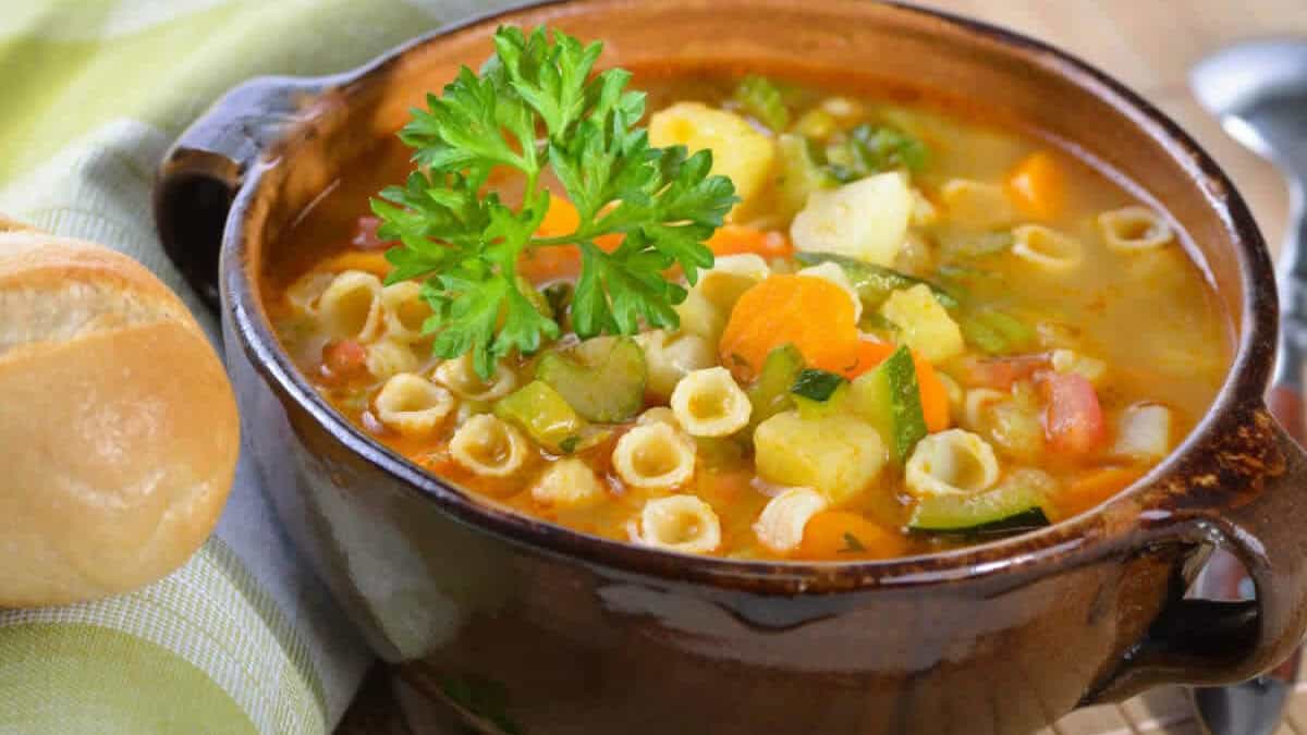 Minestrone la soupe d'hiver italienne