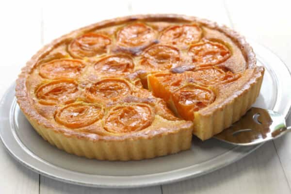 Tarte normande aux abricots : Un délice fruité et gourmand