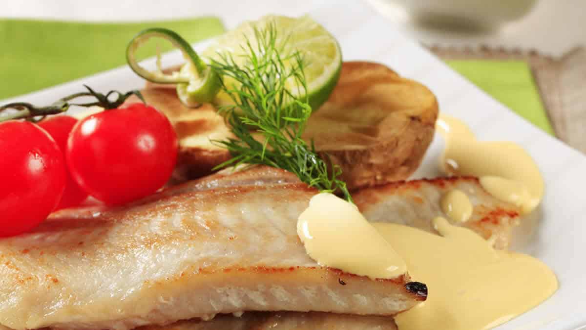 Délice marin express : Filet de lieu noir croustillant à la poêle