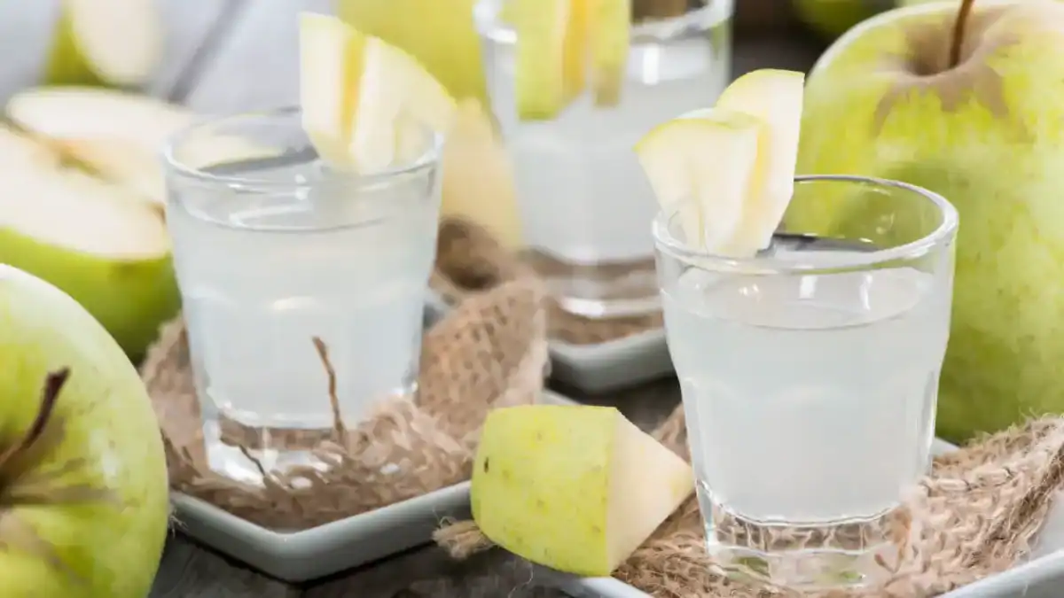 Liqueur de Pommes au Thermomix : L'Élixir Gourmand Fait Maison