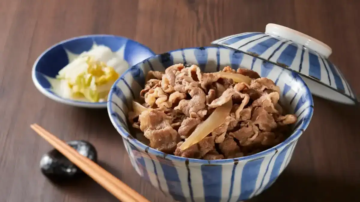 Boeuf sauté aux oignons chinois