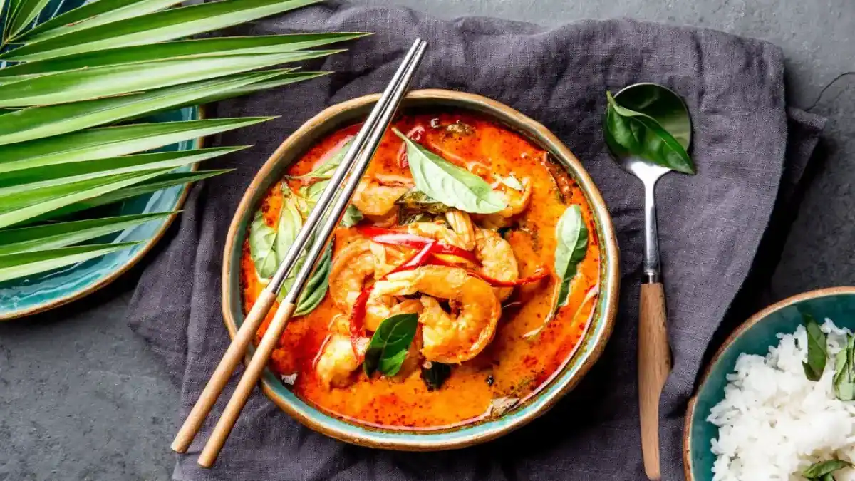 Curry rouge thaï aux crevettes