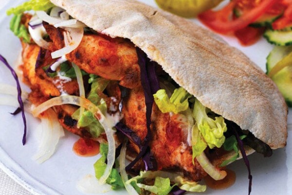 Kebab de Poulet au Thermomix – Recette Maison Facile avec Sauce Mauresque