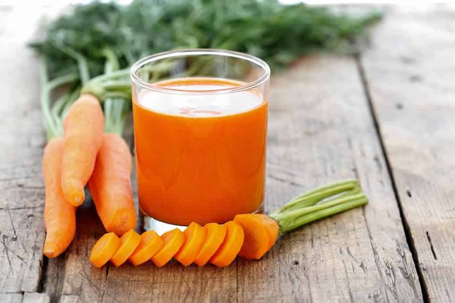 Jus de carottes au Thermomix : recette maison au citron et miel