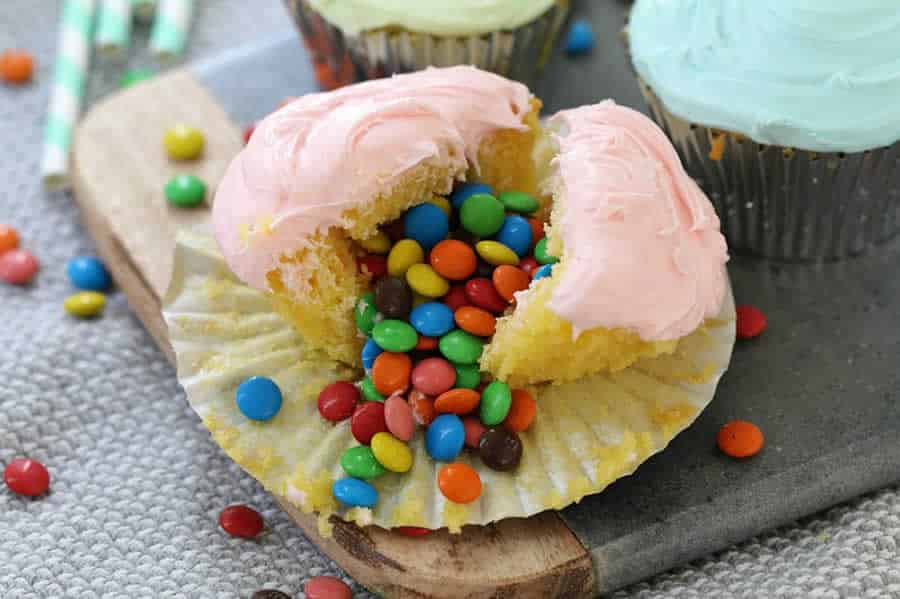 Cupcakes Surprise au M&M au Thermomix : Recette Facile