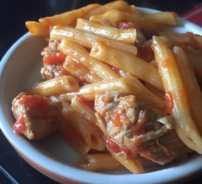 Filet mignon et ses pâtes à la sauce tomate au Cookeo : recette facile