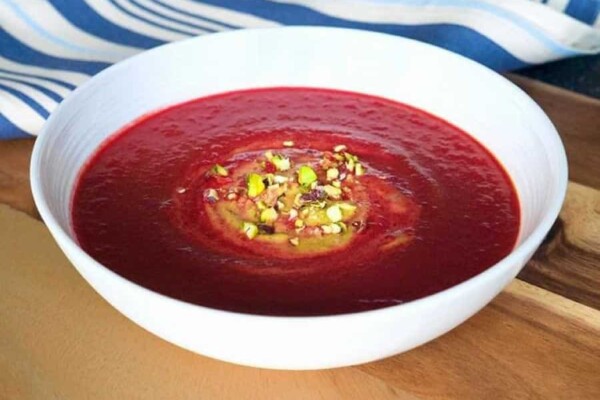 Soupe Chou Rouge Lardons : Recette Facile et Réconfortante