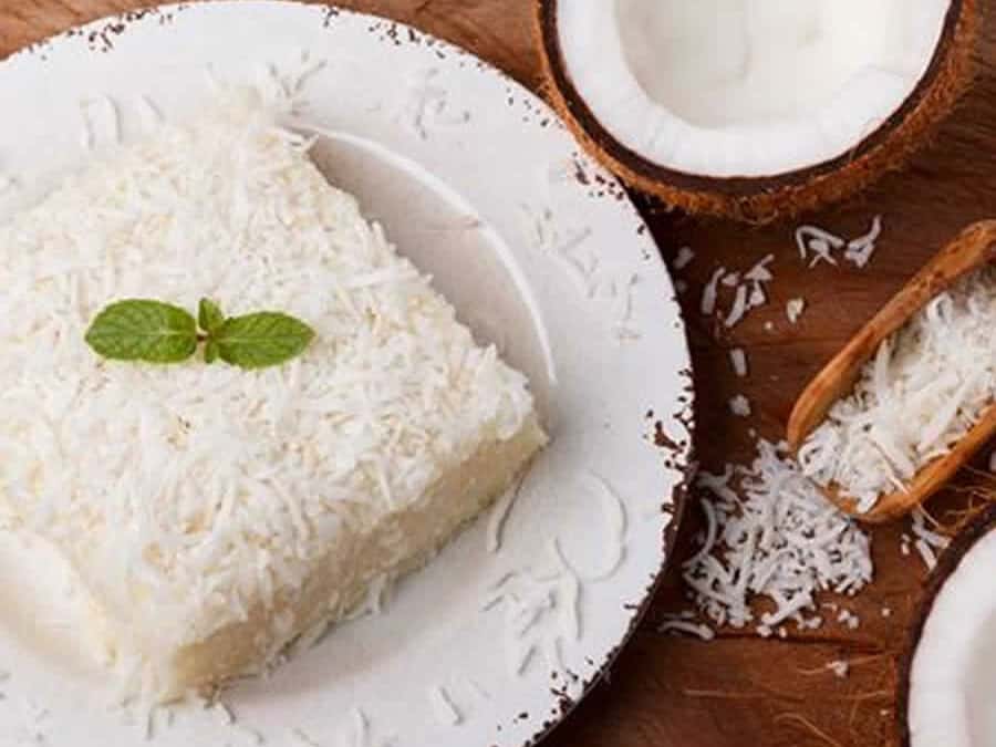 Moelleux au chocolat blanc à la noix de coco au thermomix