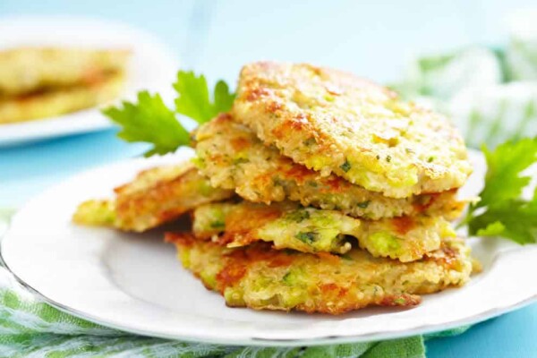 Galettes légères de courgettes au thon