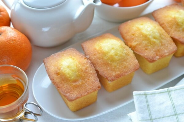 Mini gâteaux au yaourt : Des gourmandises moelleuses et savoureuses Mini gâteaux au yaourt : Des gourmandises moelleuses et savoureuses