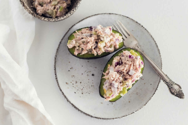 Avocats farcies légère au thon : Une idée gourmande et équilibrée